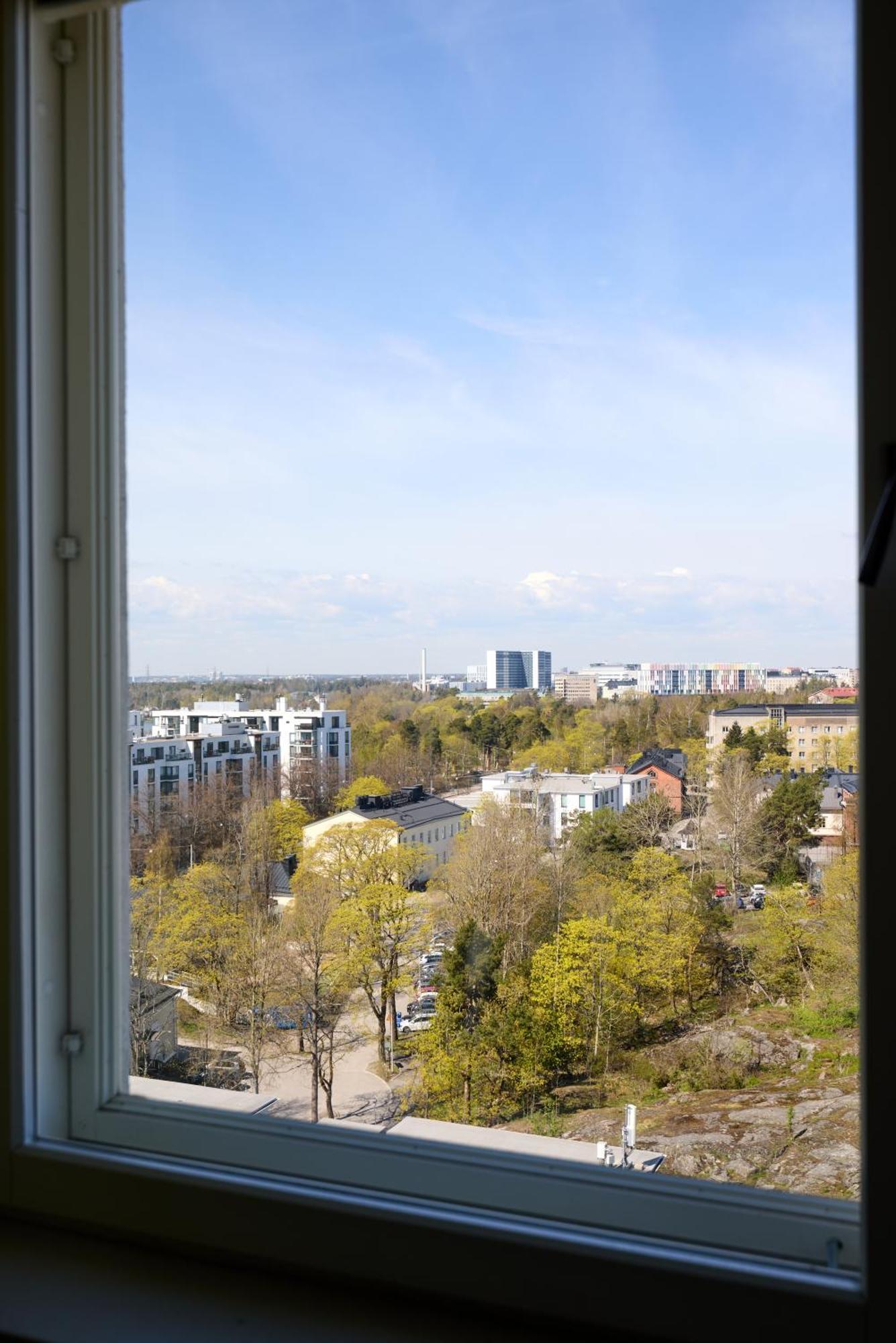 Toeoeloe Towers Aparthotel Helsinki Exterior photo